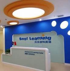 ”宇文天瑞大概是感受到了小猪那受伤的情绪